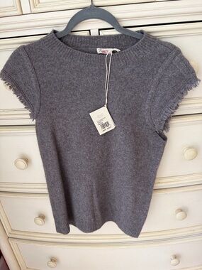 Faherty Gray Short Sleeve Fringed Knit / wool blend Tee chic